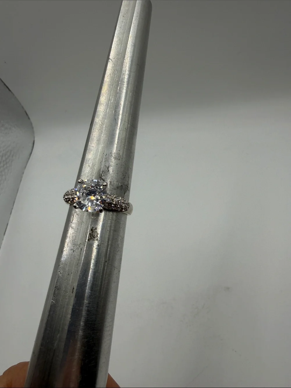Women’s Moissanite Engagement Ring | Size 8 | S925 Sterling Silver